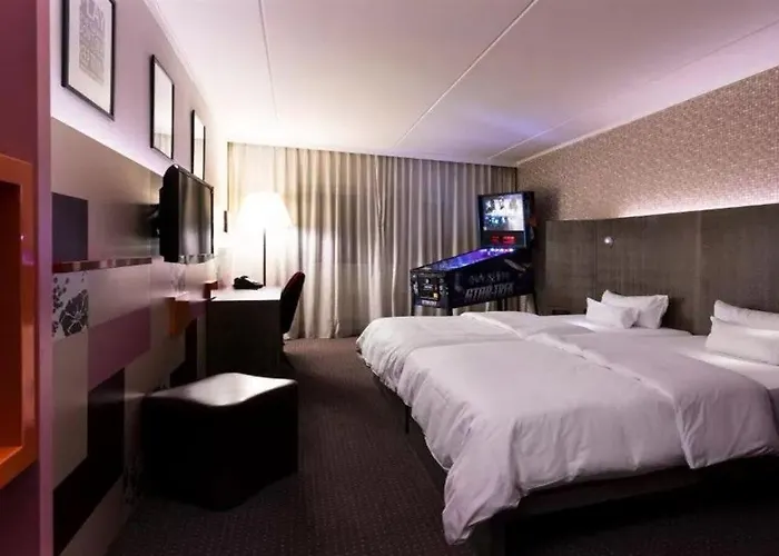 Nyx Koepenick By Leonardo Berlín