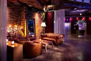 Nyx Koepenick By Leonardo Berlín