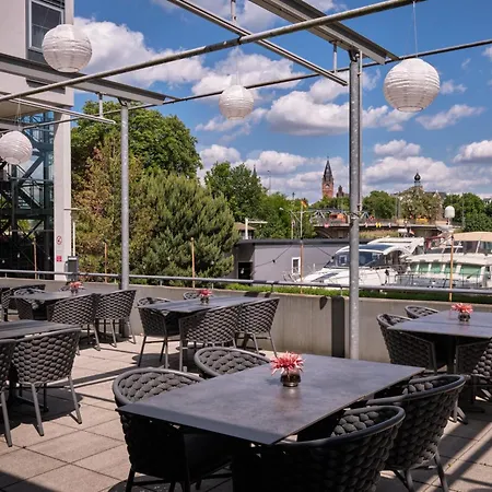 Hotel Nyx Koepenick By Leonardo 4*