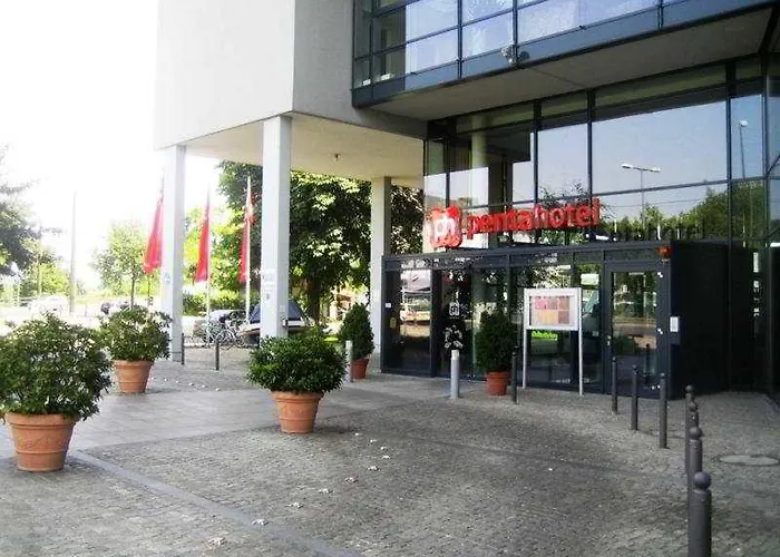 Nyx Koepenick By Leonardo Berlín